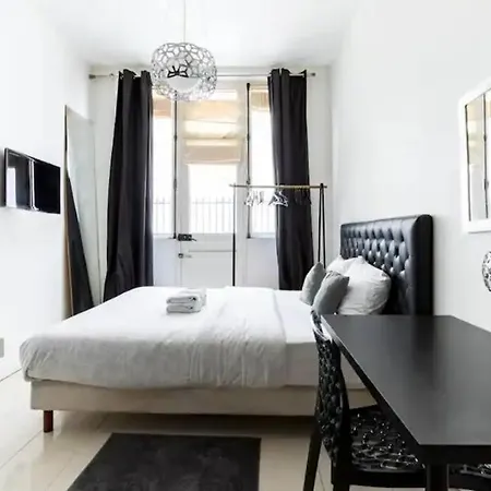 Canal St Martin : Charming Cosy Studio París