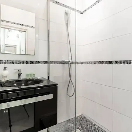 Canal St Martin : Charming Cosy Studio Apartamento *