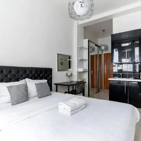 Apartment Canal St Martin : Charming Cosy Studio *